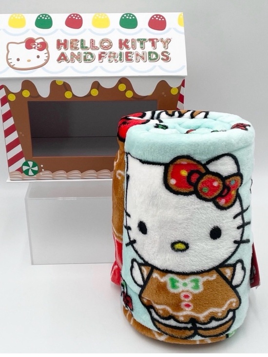Hello Kitty Other - HELLO KITTY Christmas Plush Throw